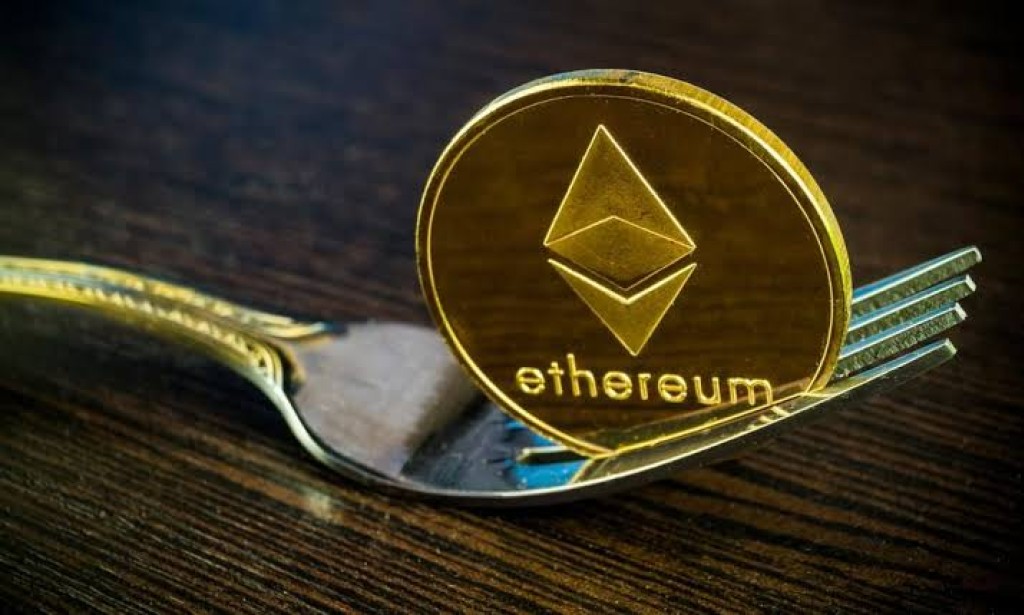 Etheruem PoW Fork (ETHW) Suffers Its First Smart Contract Hack.